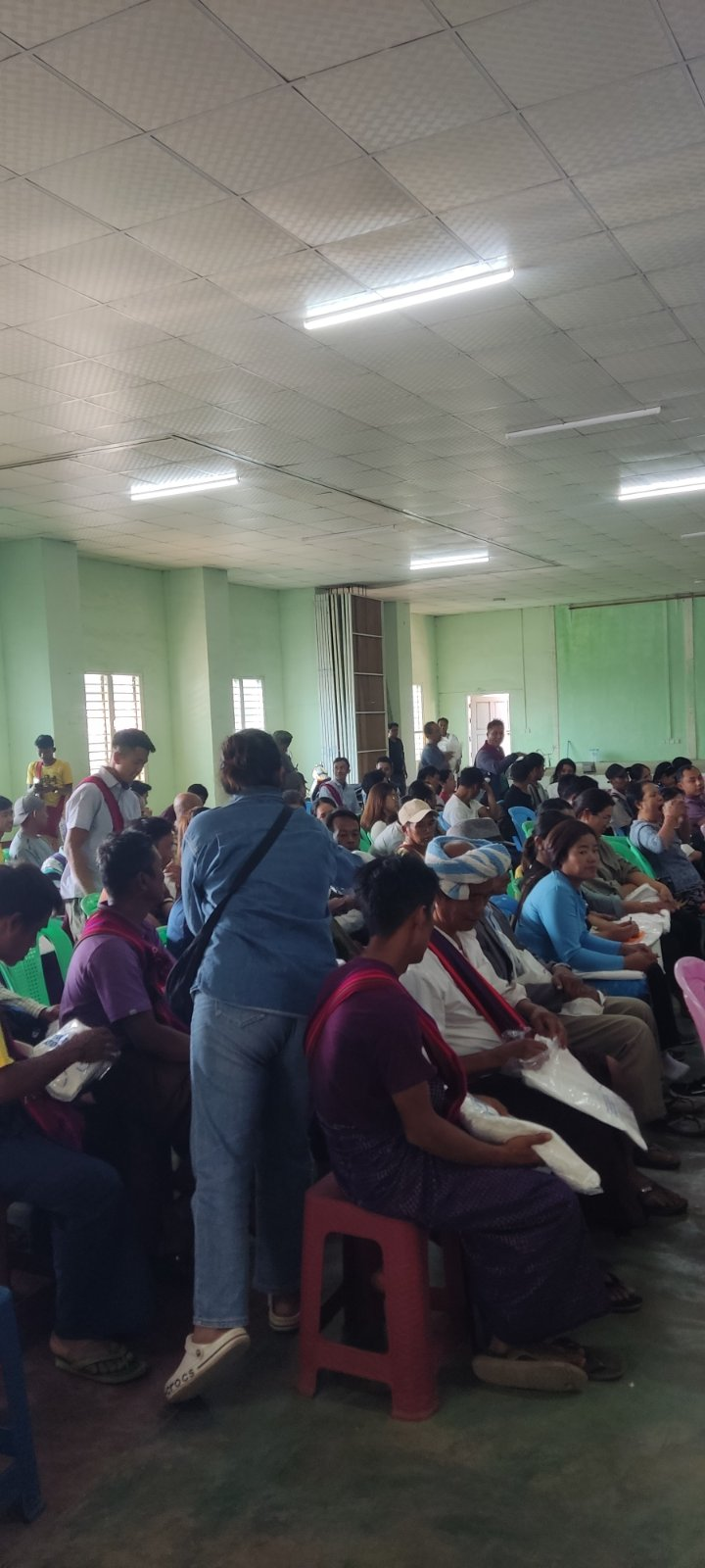 Community meeting with farmers and cooperative members